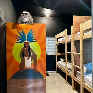  Hostal Watermelon House
